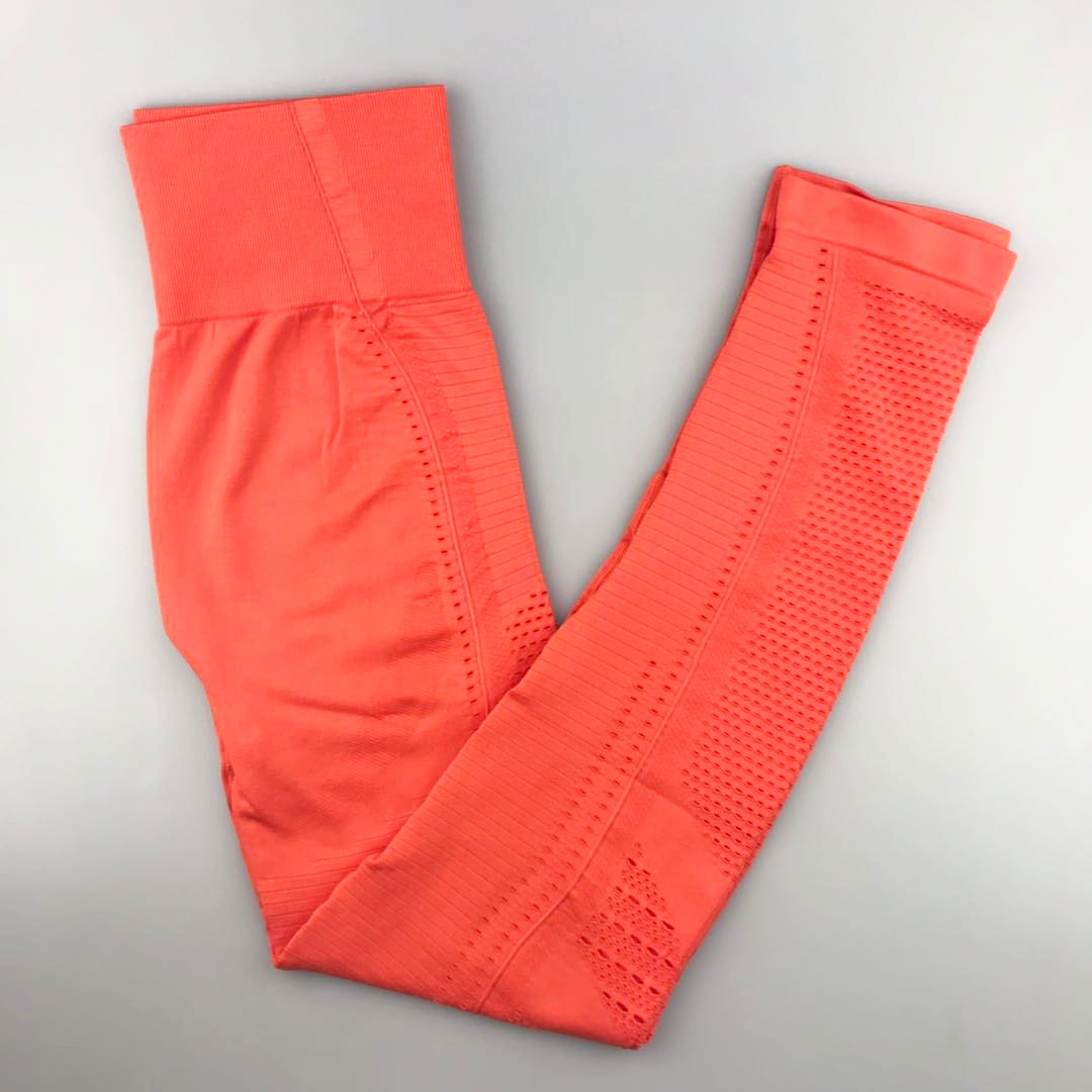 2020 taille haute femmes œillet sans couture. Collants en tricot leggings de yoga sans couture contrôle du ventre, fitness, gym leggings pantalon d'entraînement sportif.